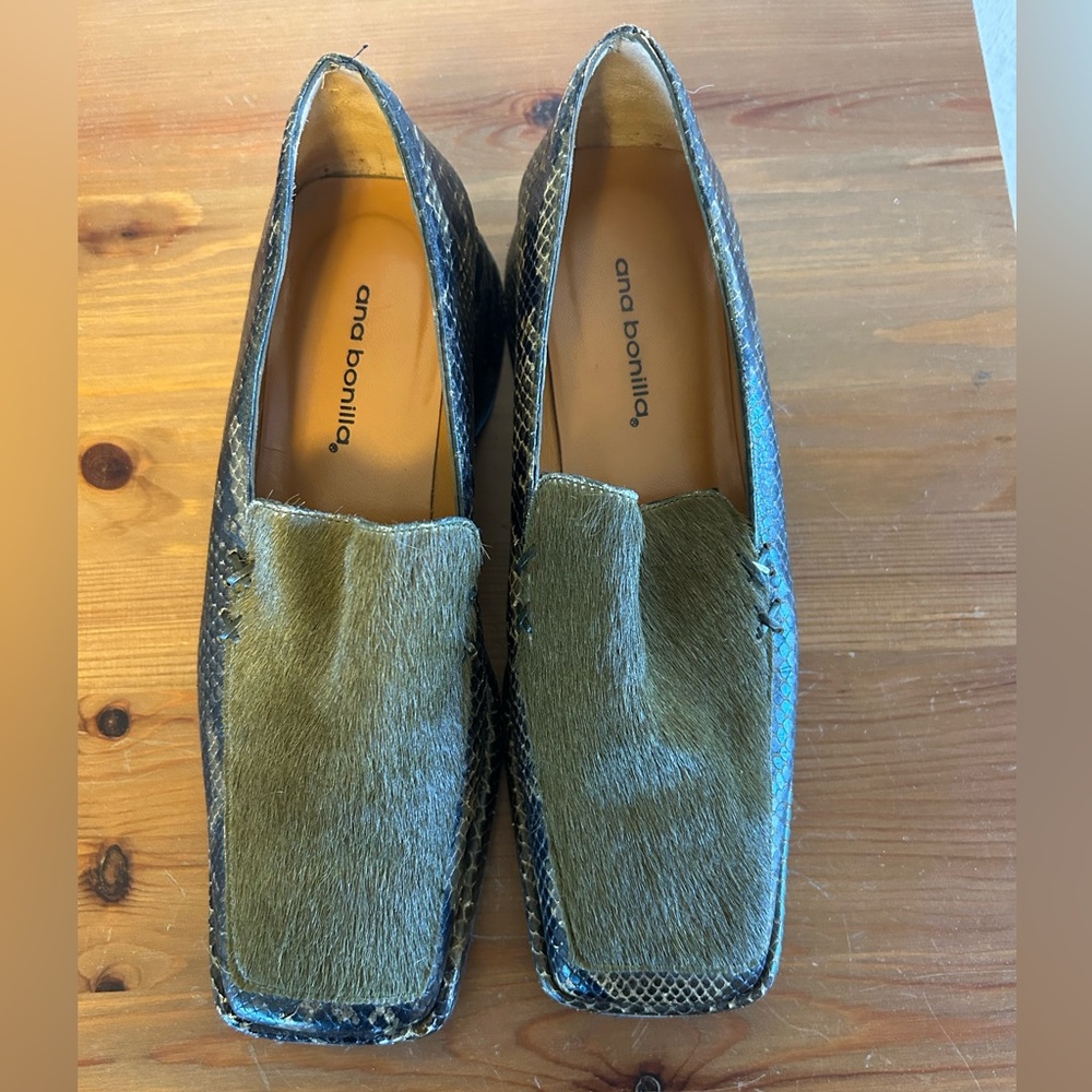 Ana Bonilla Green animal print and faux fur shoes